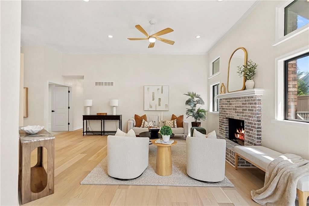 15801 Dearborn Street — photo 15
