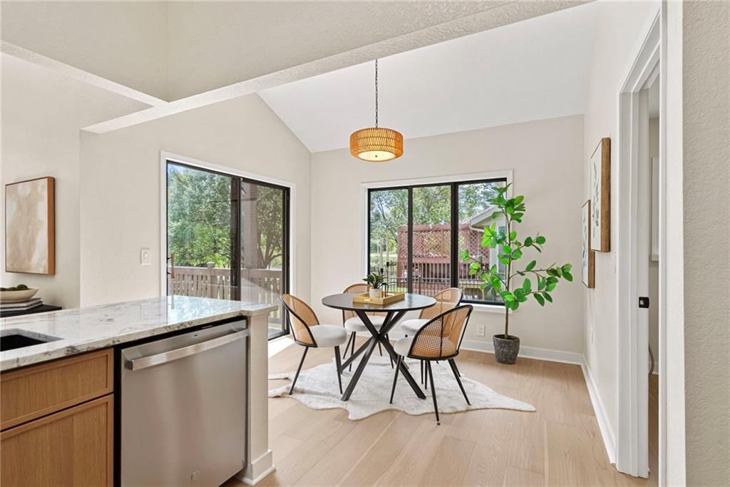 15801 Dearborn Street — photo 18