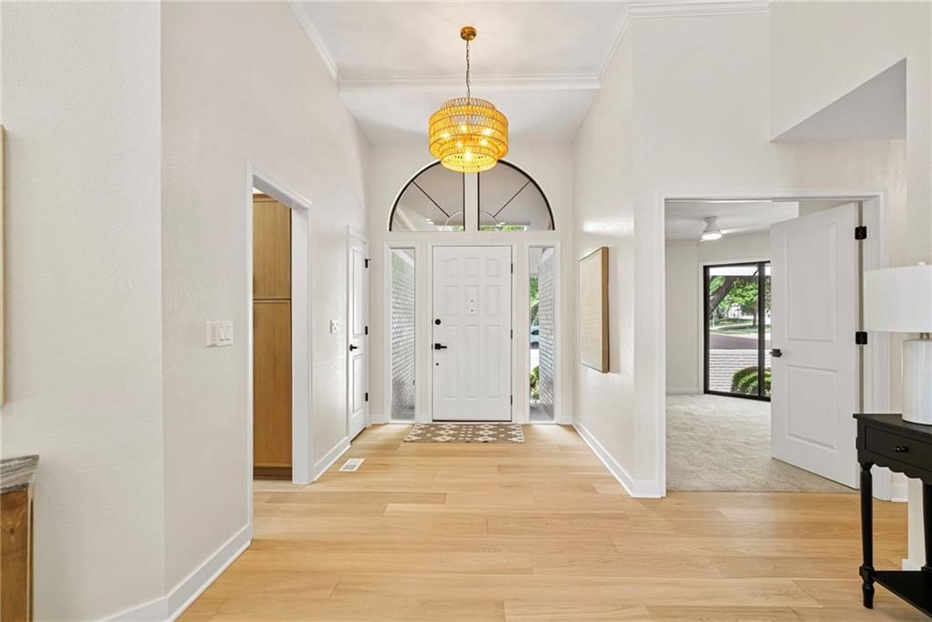 15801 Dearborn Street — photo 22