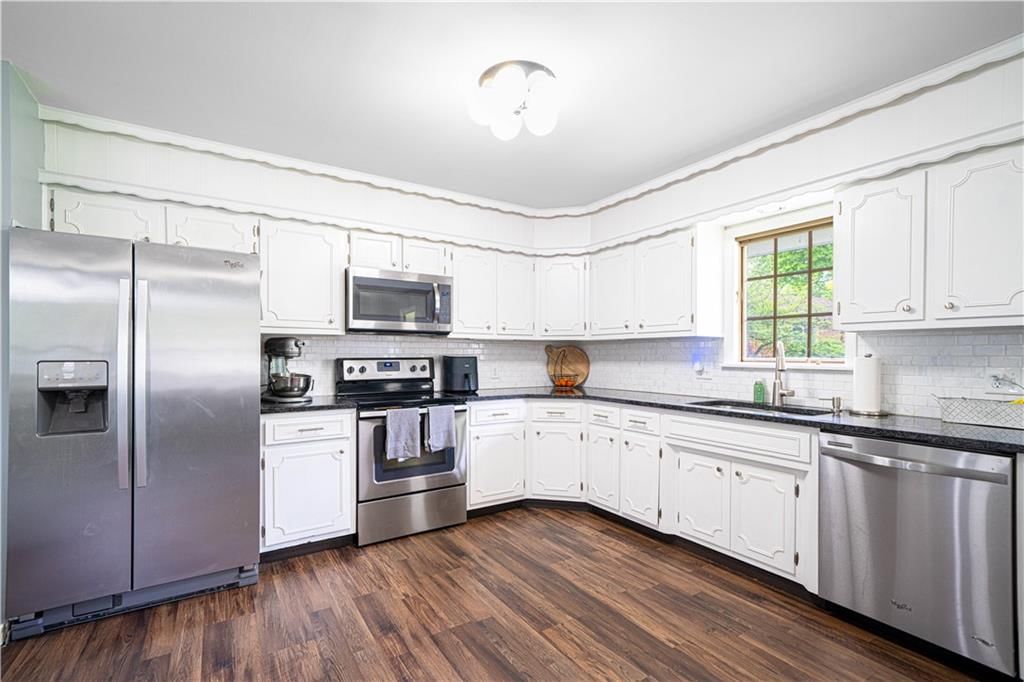 4715 Stonecrest Terrace — photo 12