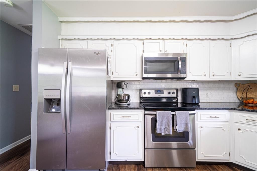 4715 Stonecrest Terrace — photo 13