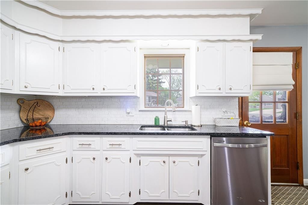 4715 Stonecrest Terrace — photo 14