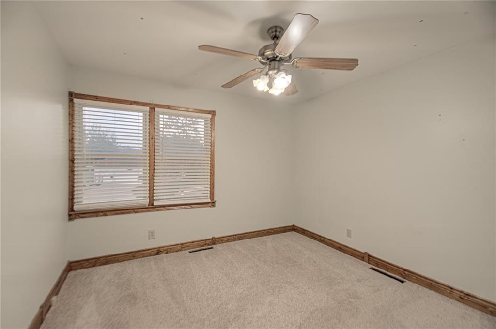 3220 N Chippewa Drive — photo 19