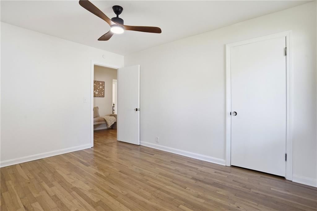 1316 E 108th Street — photo 23