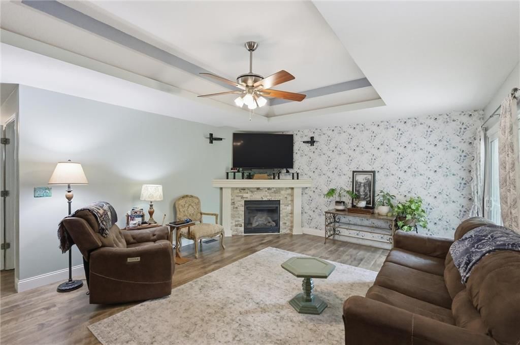 212 SE Cromwell Road — photo 4