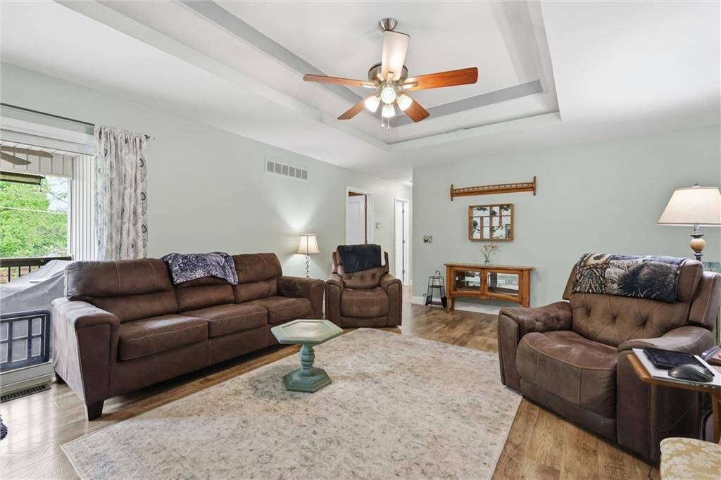 212 SE Cromwell Road — photo 7