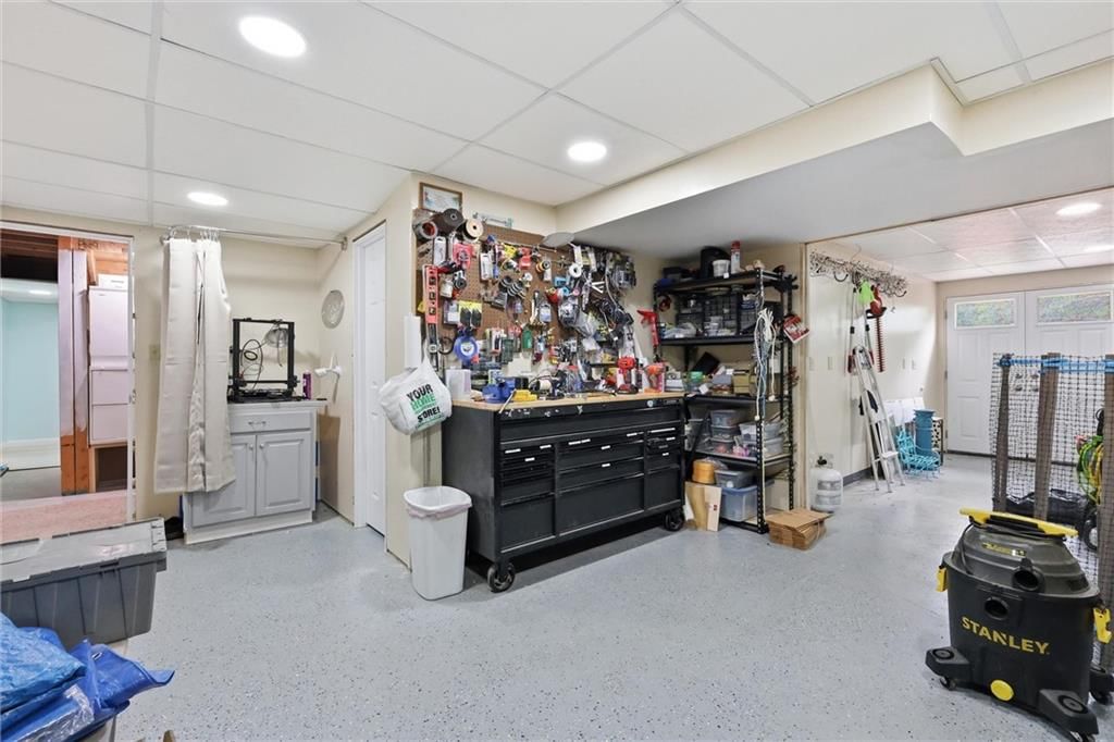 212 SE Cromwell Road — photo 32