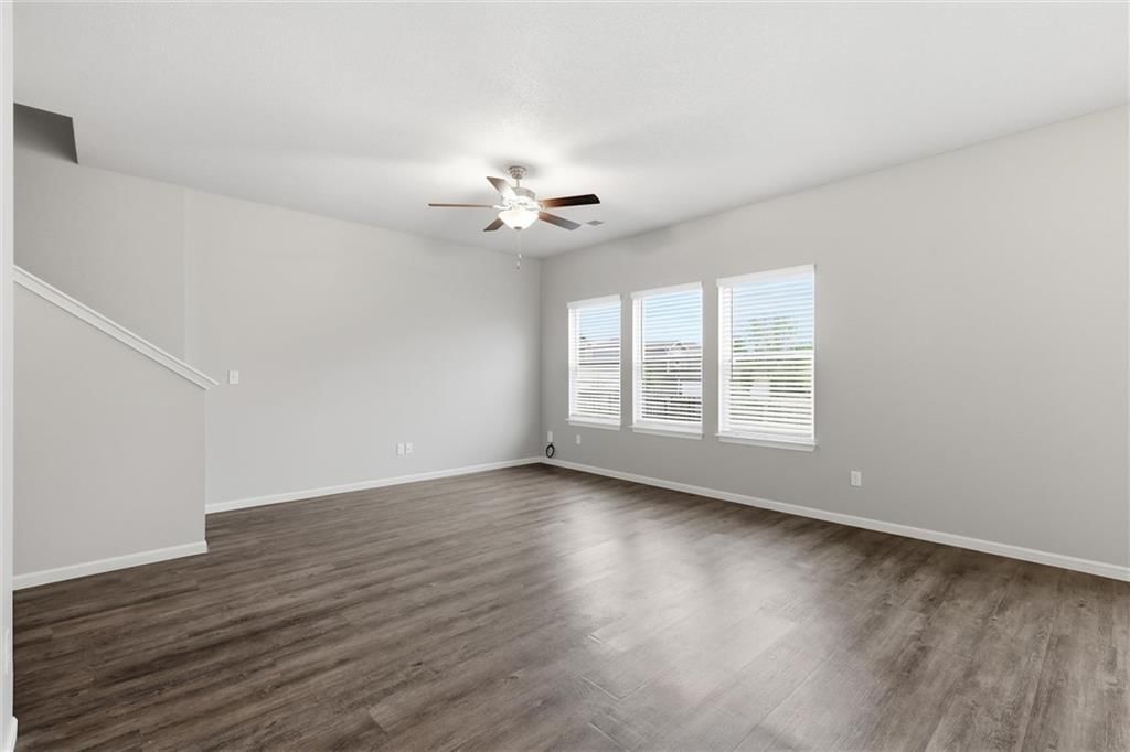 21305 W 215th Terrace — photo 7