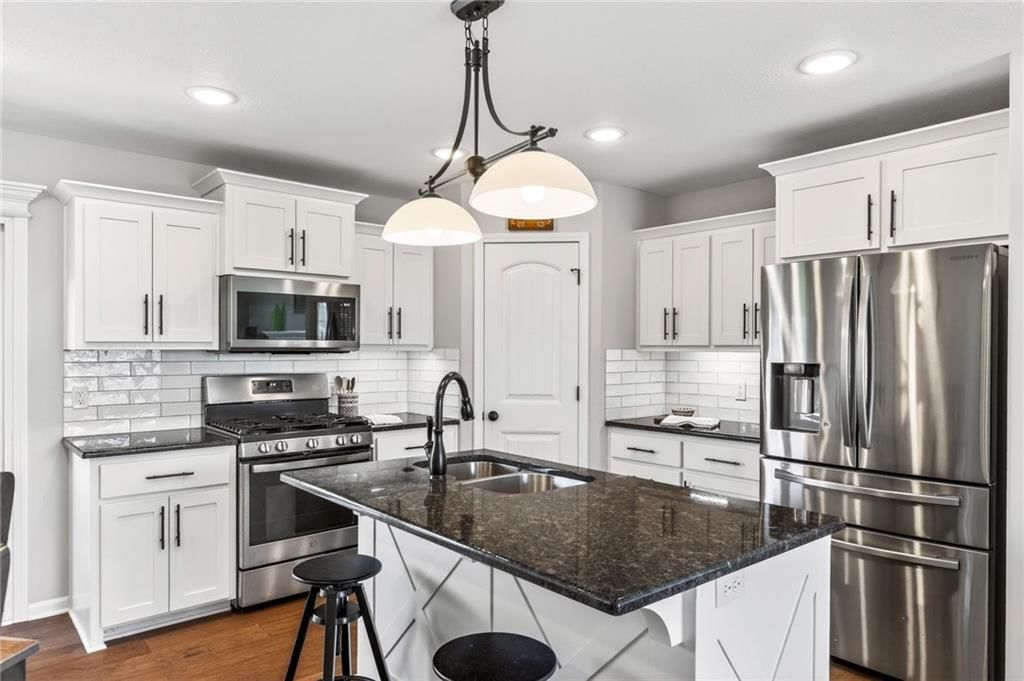 1704 Chestnut Street — photo 11