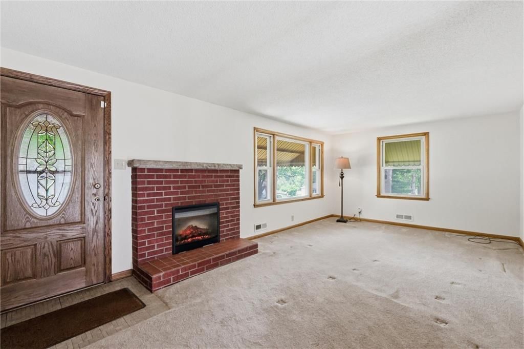 2511 N 84th Terrace — photo 6