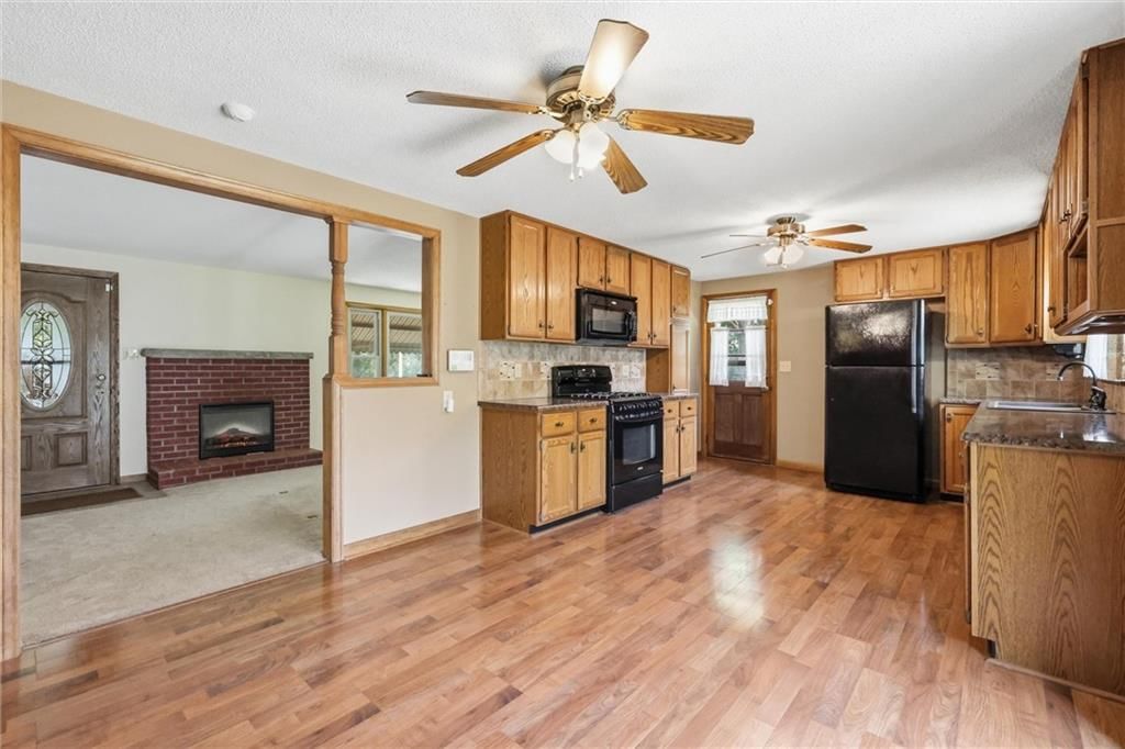 2511 N 84th Terrace — photo 9