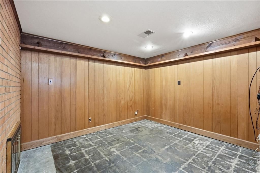 2511 N 84th Terrace — photo 21