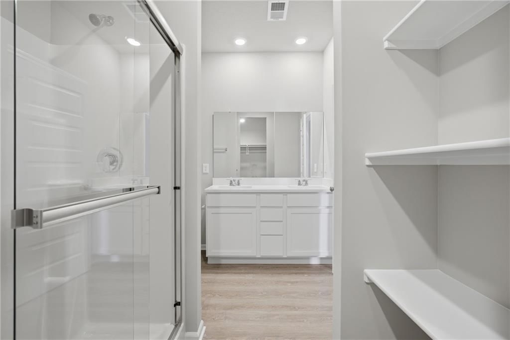 19475 Lincoln Street — photo 16