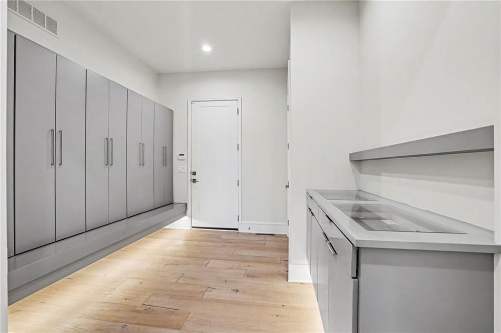 17213 Goddard Street — photo 27