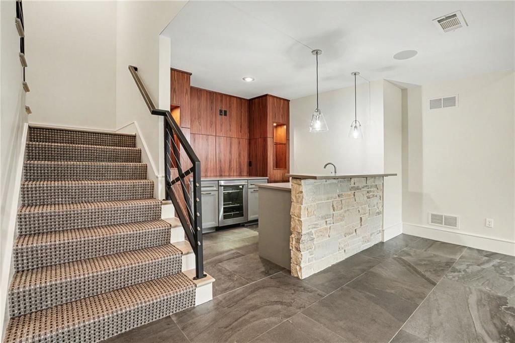 17213 Goddard Street — photo 48