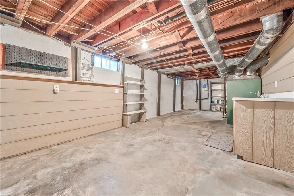211 E 80th Terrace — photo 16