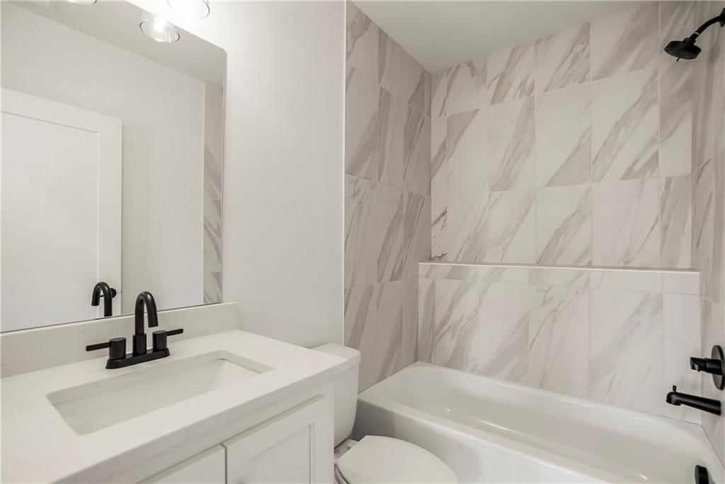 8485 Eagle Creek Drive — photo 24