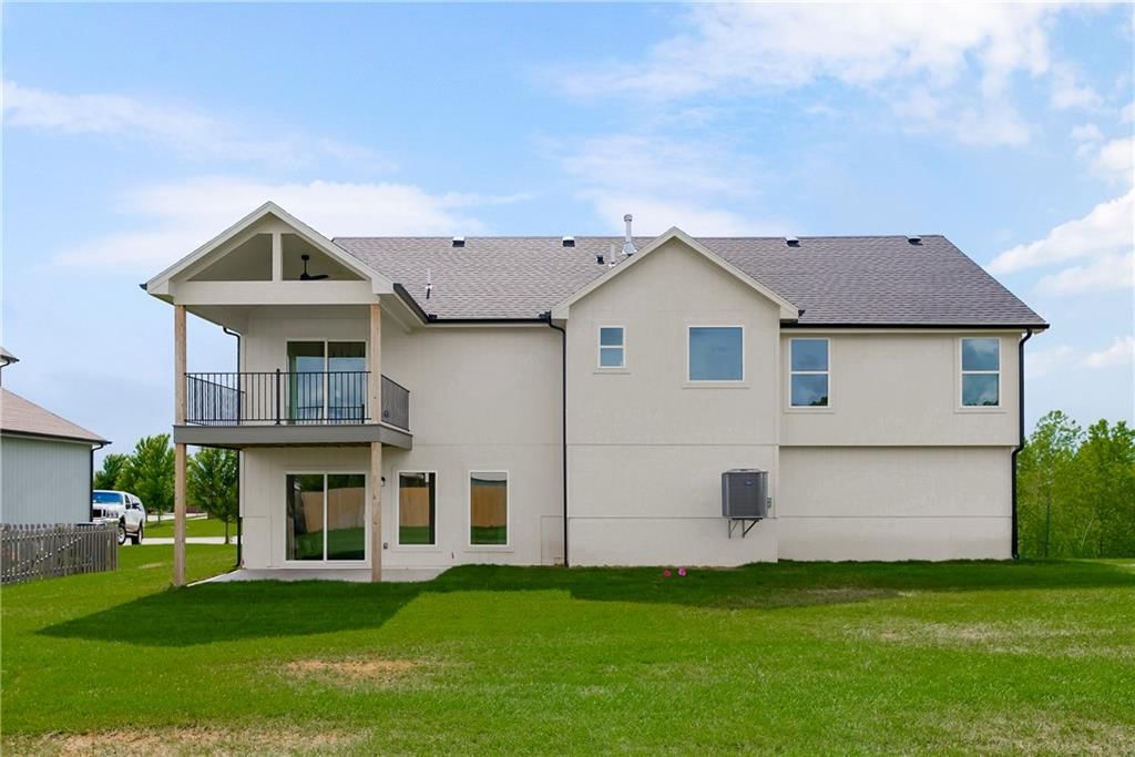 8485 Eagle Creek Drive — photo 26