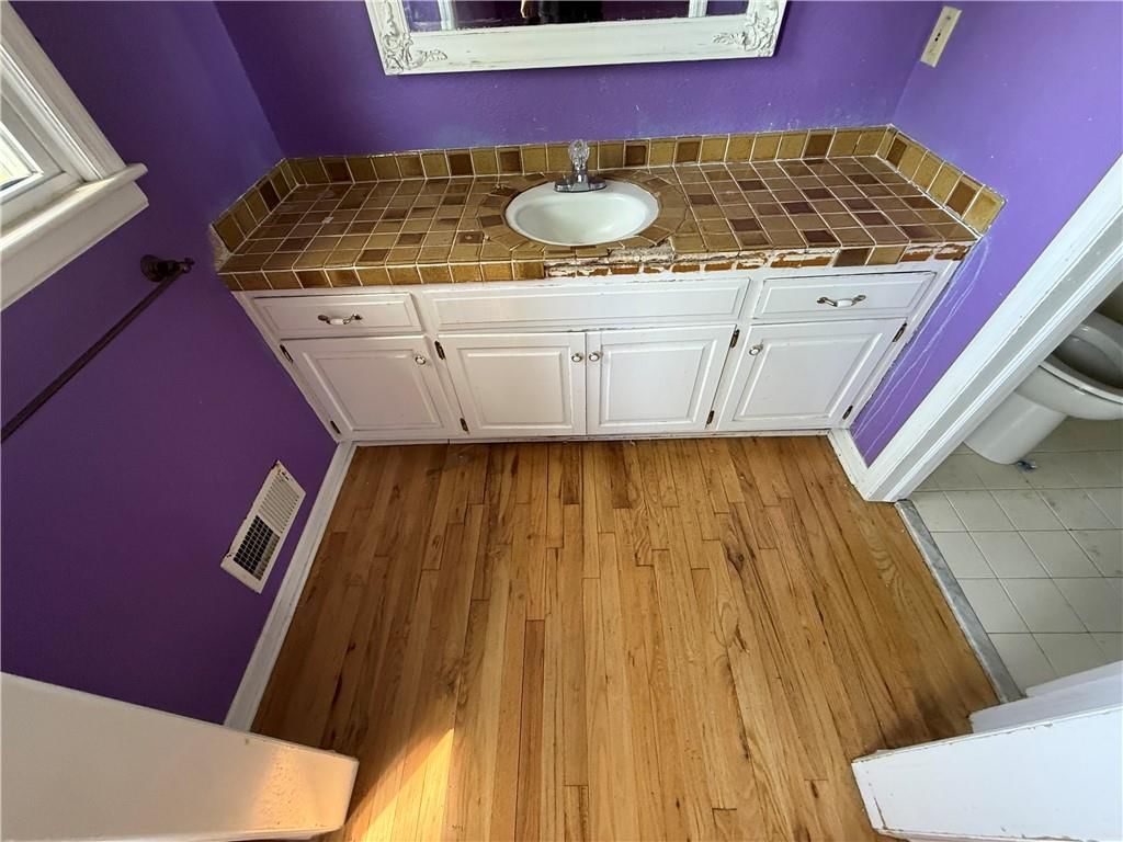 5205 W 99th Street — photo 20
