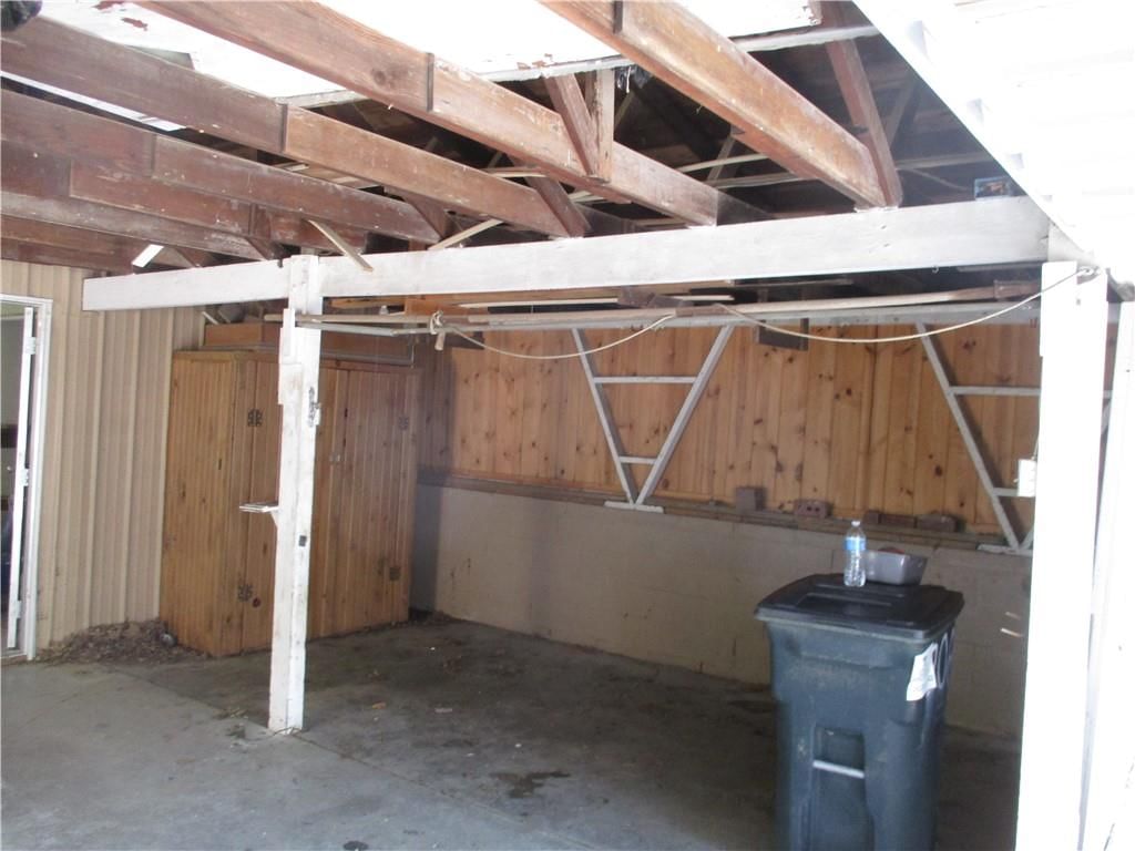 208 E 21st Street — photo 9