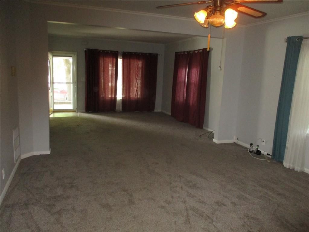 208 E 21st Street — photo 43