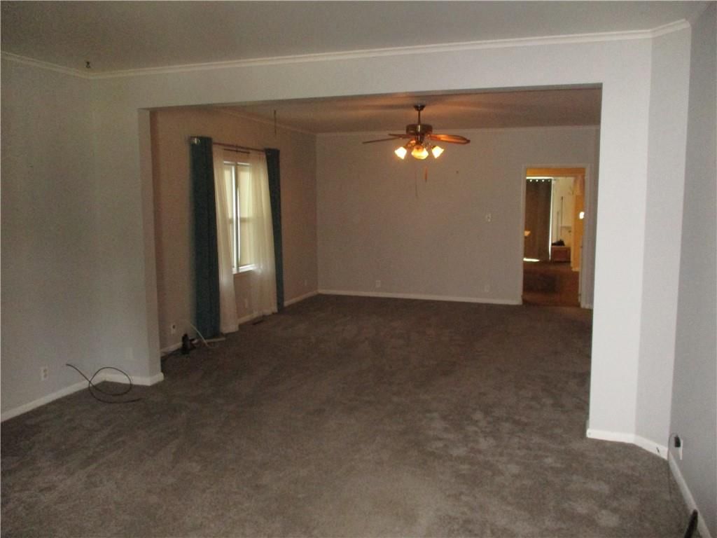 208 E 21st Street — photo 44