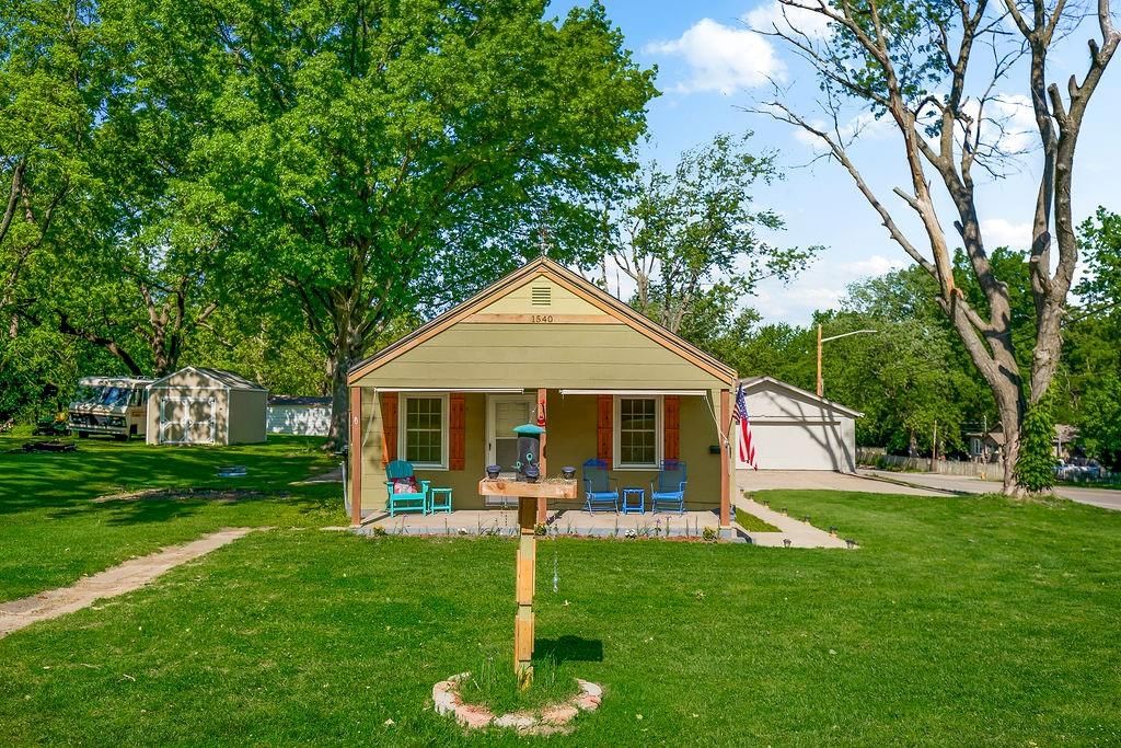 1540 N Noland Road — photo 34