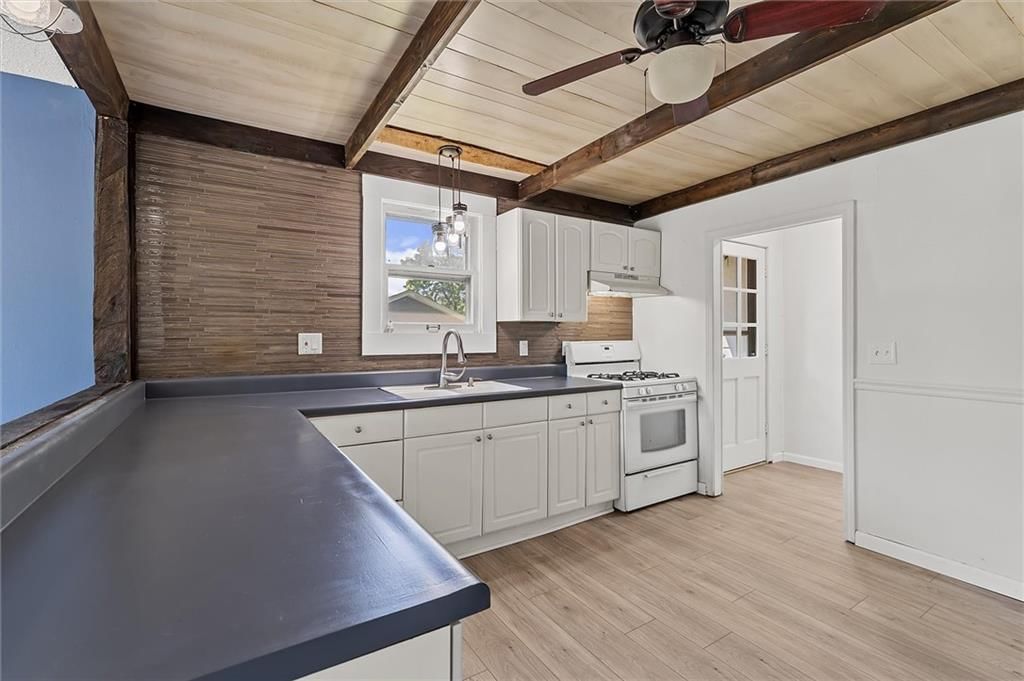 202 N Titus Avenue — photo 9
