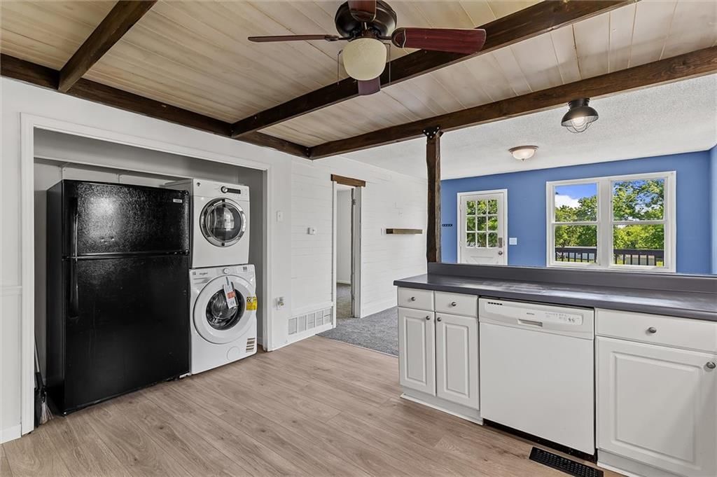 202 N Titus Avenue — photo 10