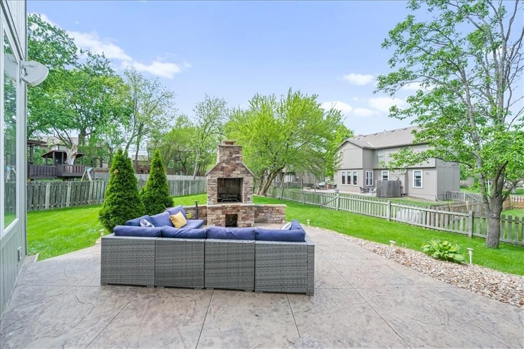 14040 W 146 Terrace — photo 35
