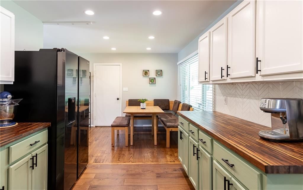 6306 W 77th Terrace — photo 9