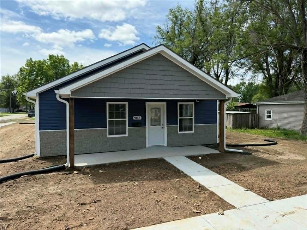 902 Morgan Street — photo 1