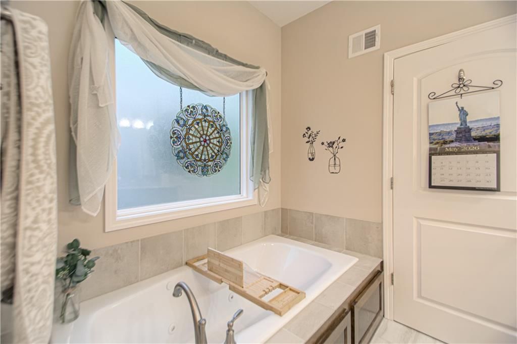 1913 Cemco Drive — photo 14