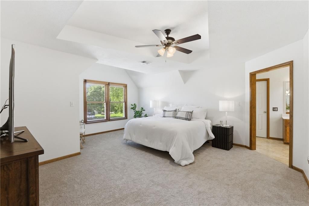 504 SE Asheville Drive — photo 20