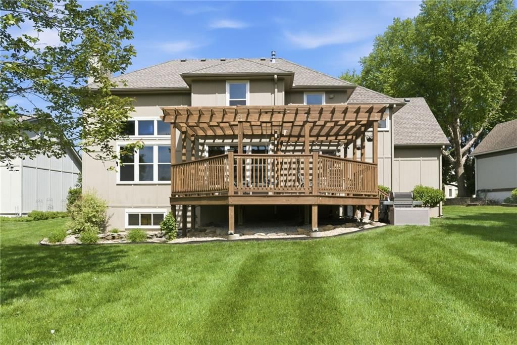 504 SE Asheville Drive — photo 24