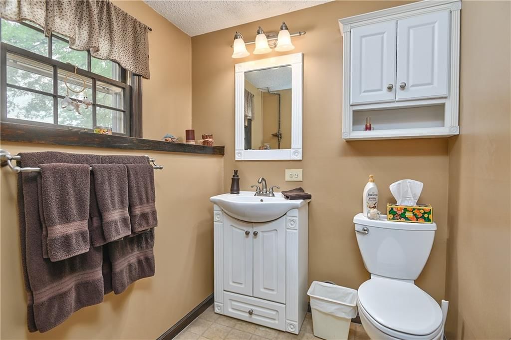 5816 Whispering Oaks Lane — photo 22