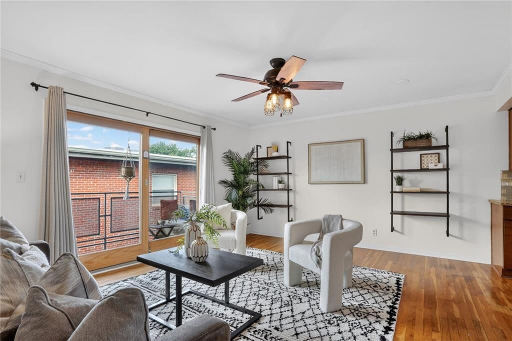 4213 Clark Avenue — photo 4