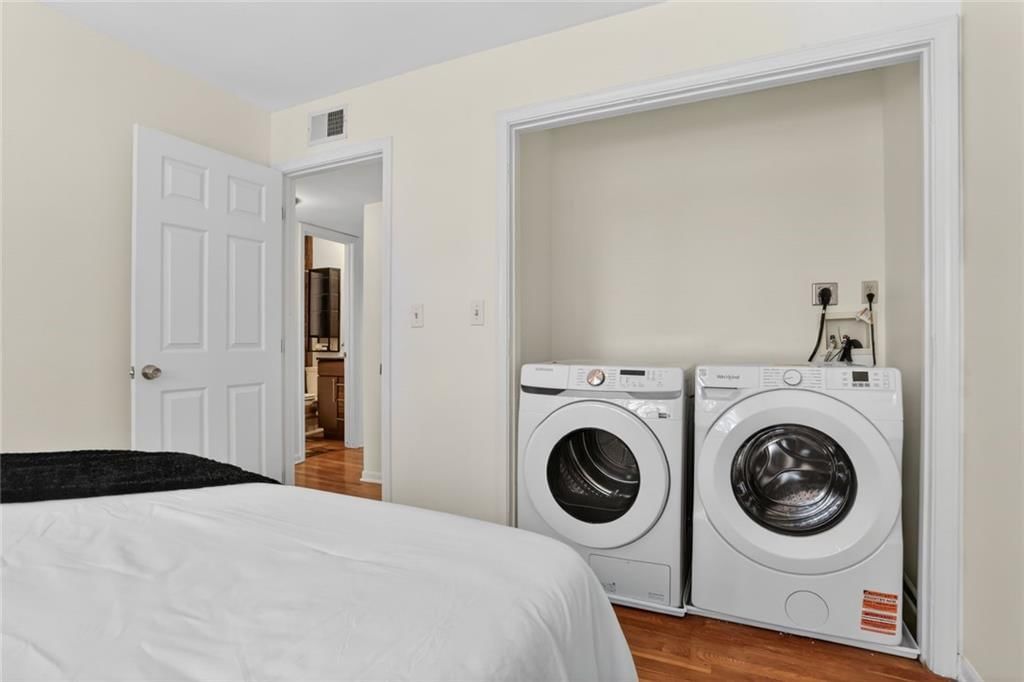 4213 Clark Avenue — photo 16