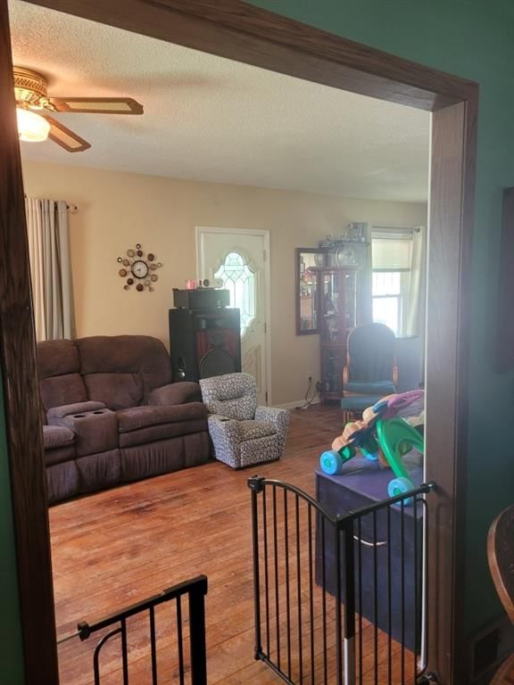 1525 S 80th Street — photo 4