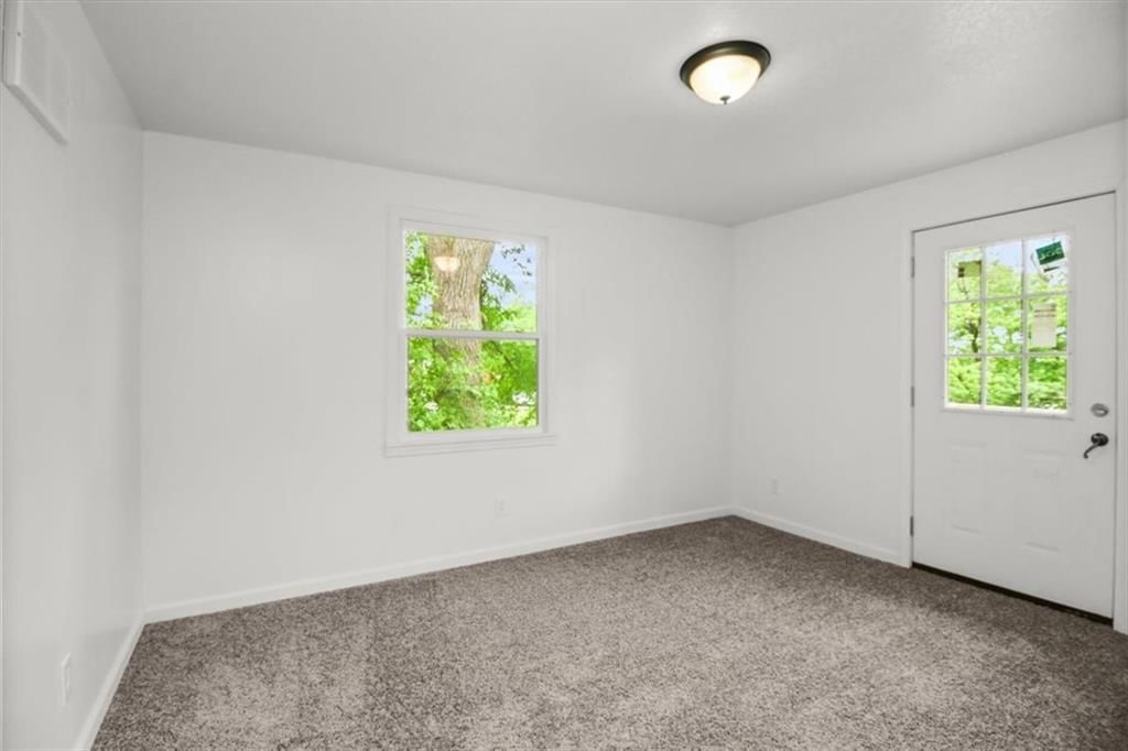 7104 E 67th Street — photo 10