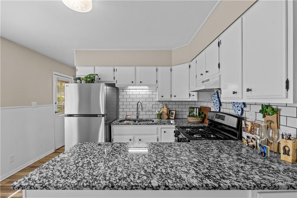 9200 Stark Avenue — photo 6