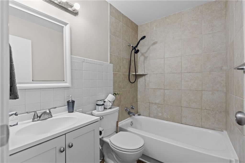 9200 Stark Avenue — photo 12