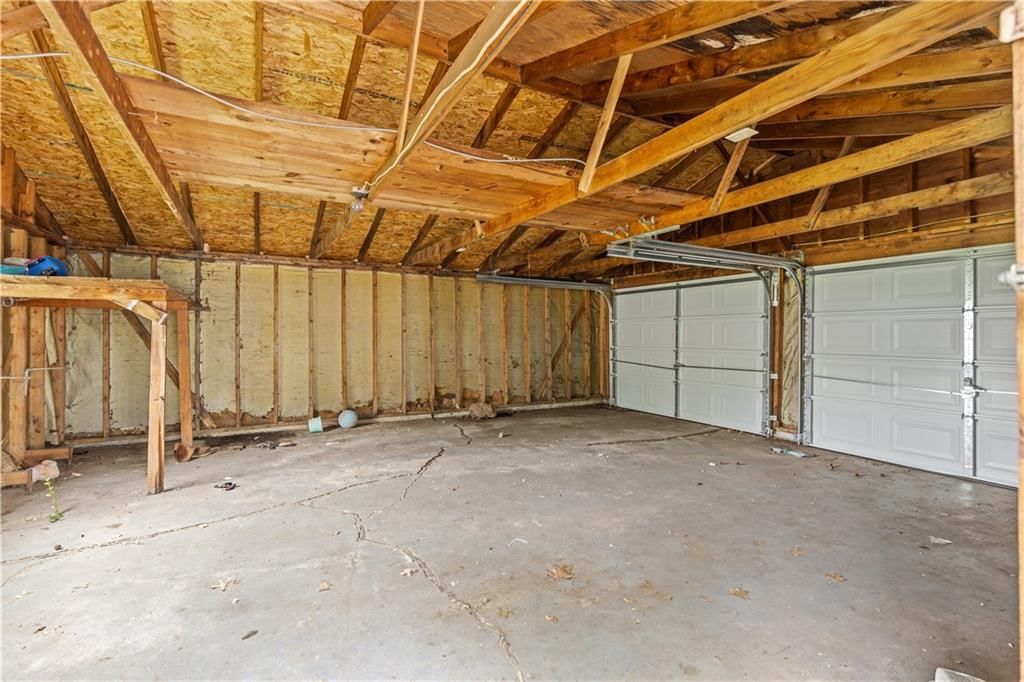 9200 Stark Avenue — photo 15