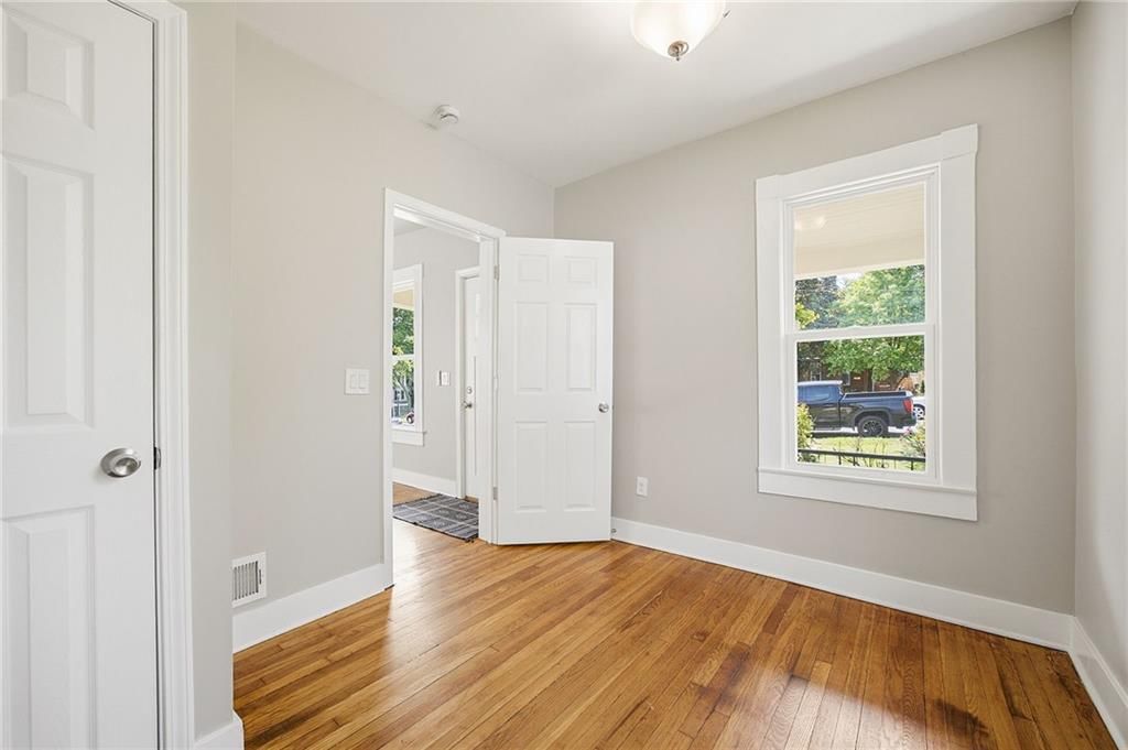 426 Ann Avenue — photo 4