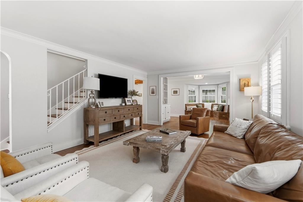 2109 W 50th Street — photo 13