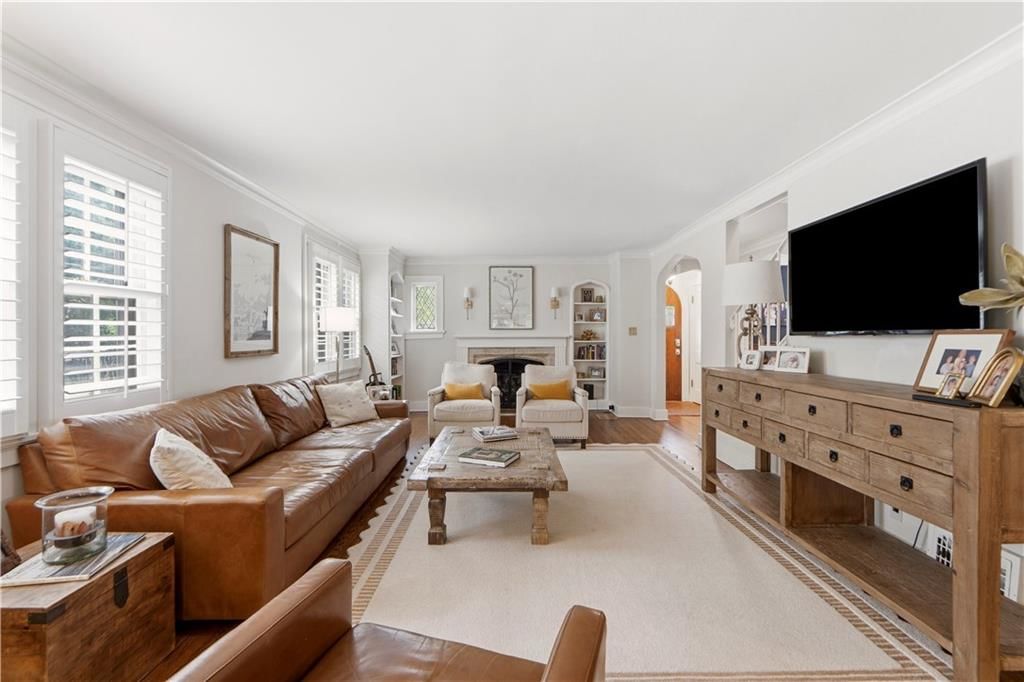 2109 W 50th Street — photo 15