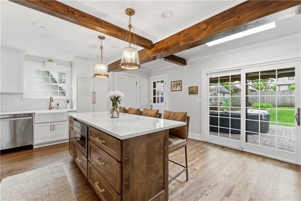 2109 W 50th Street — photo 27