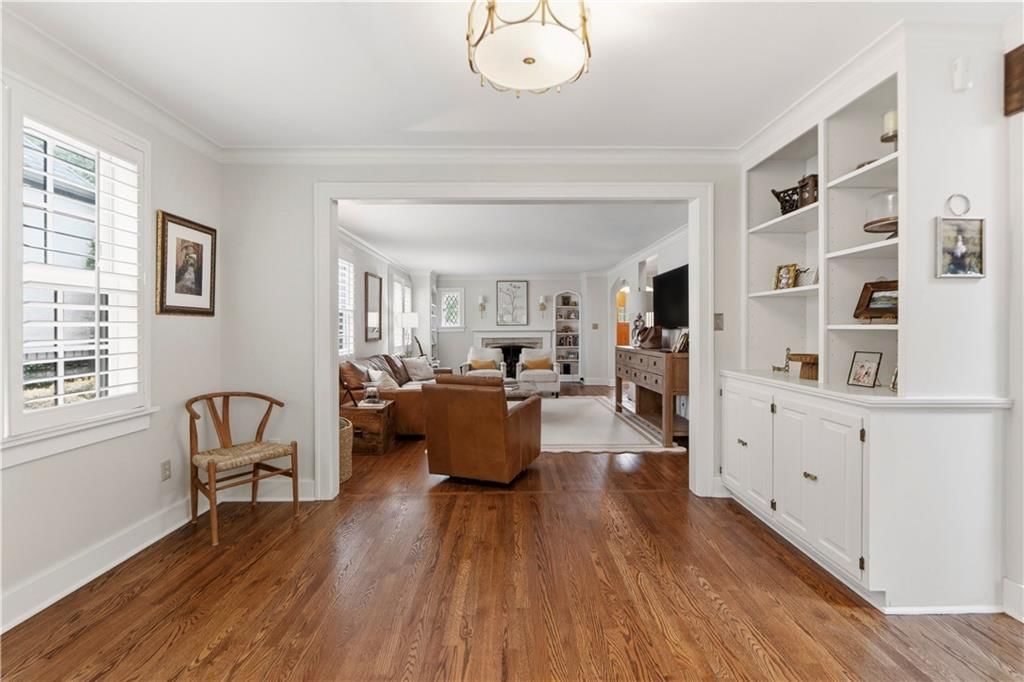 2109 W 50th Street — photo 35