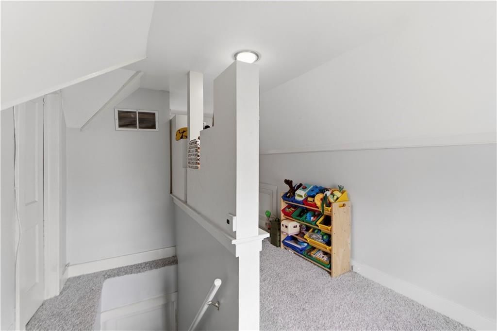 2109 W 50th Street — photo 56