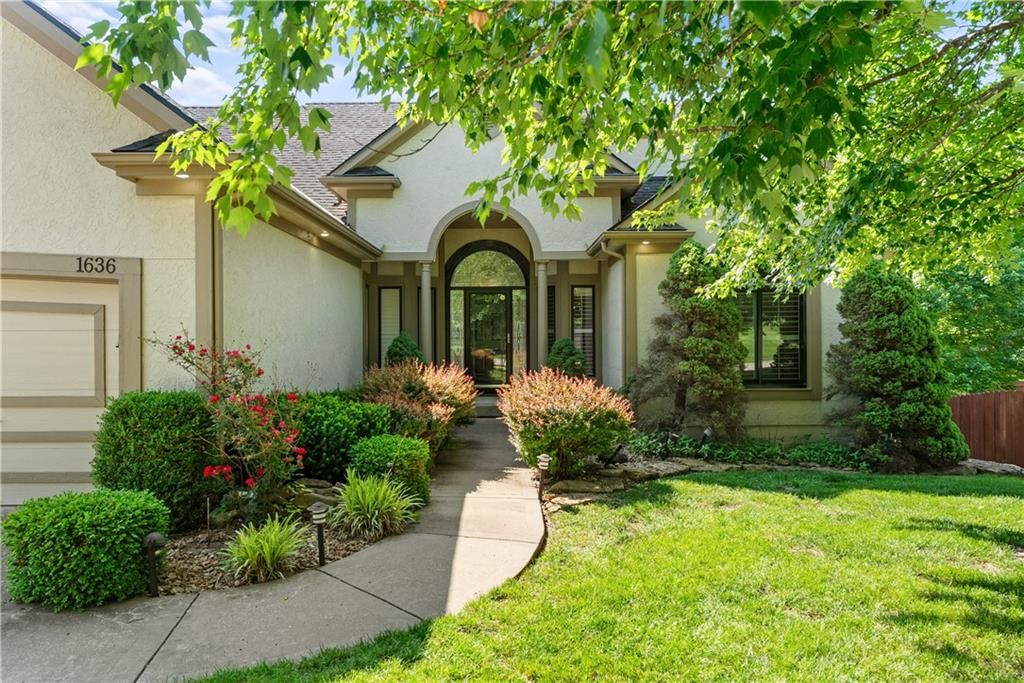 1636 SW Summit Valley Lane — photo 8